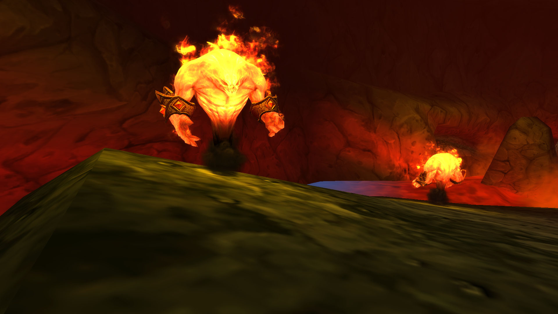 Forty-Player Coordination: Leading a Successful Molten Core Raid Team in Original World of Warcraft